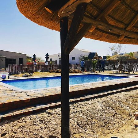Issa Guesthouse Usakos Εξωτερικό φωτογραφία